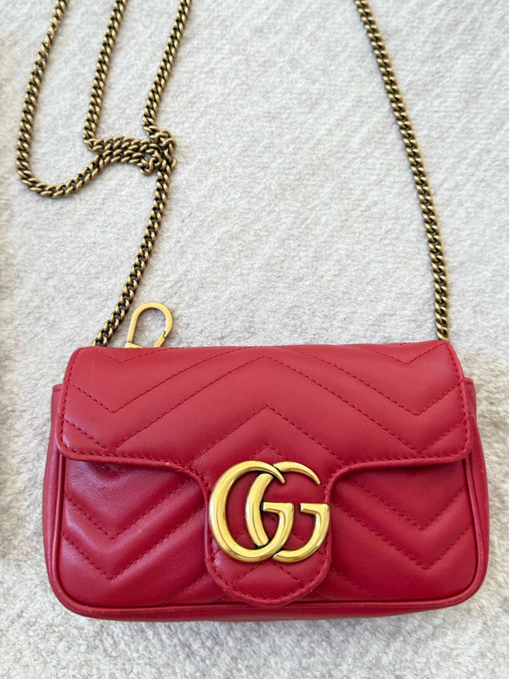Gucci Super Mini Marmont Matelassé Leather Chain Crossbody Bag - Picture 1 of 17